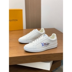 Louis Vuitton Low Shoes